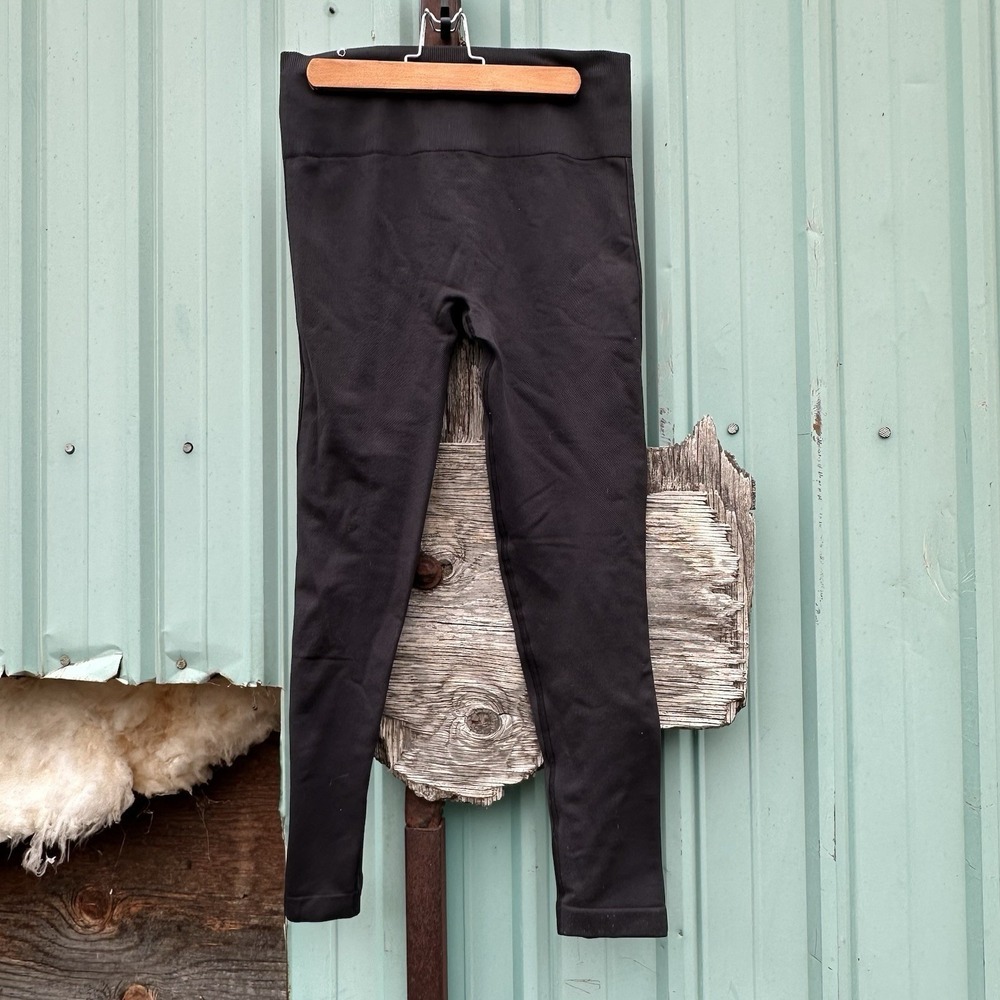 GAIAM Yoga Pants Sz M Black Control Top Textured Sturdy Activewear Daily Travel‎